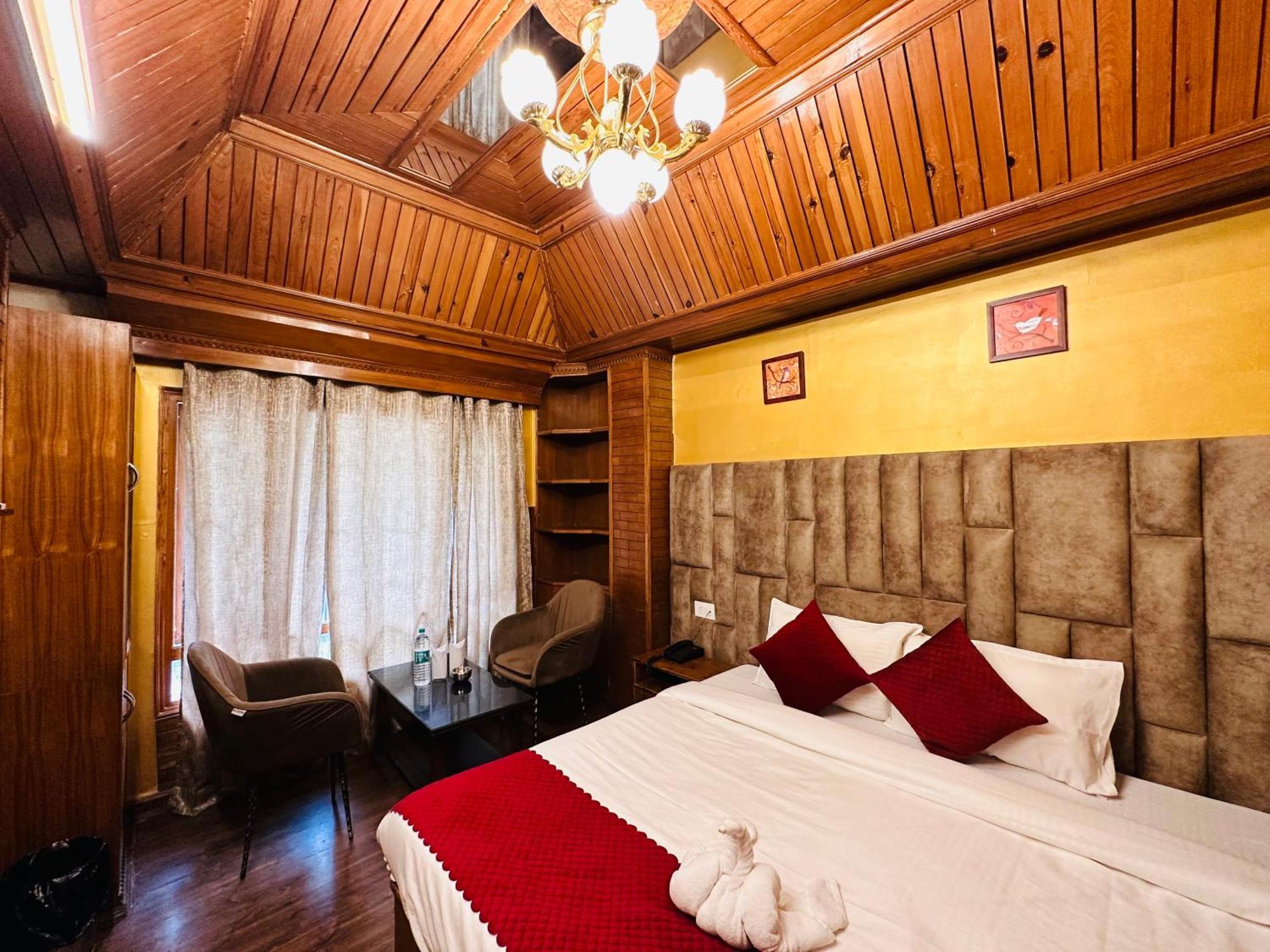 Hotel Avalanche Shimla Zewnętrze zdjęcie