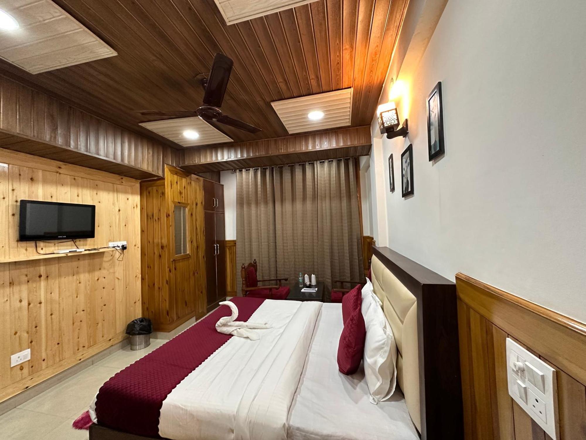 Hotel Avalanche Shimla Zewnętrze zdjęcie